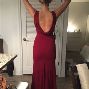 Lulus Maxi drop back dress